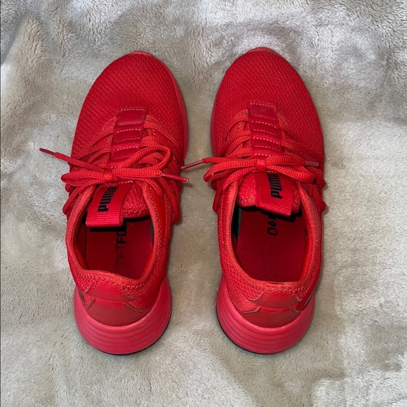 Puma‎ Red Running Shoes - Picture 5 of 7